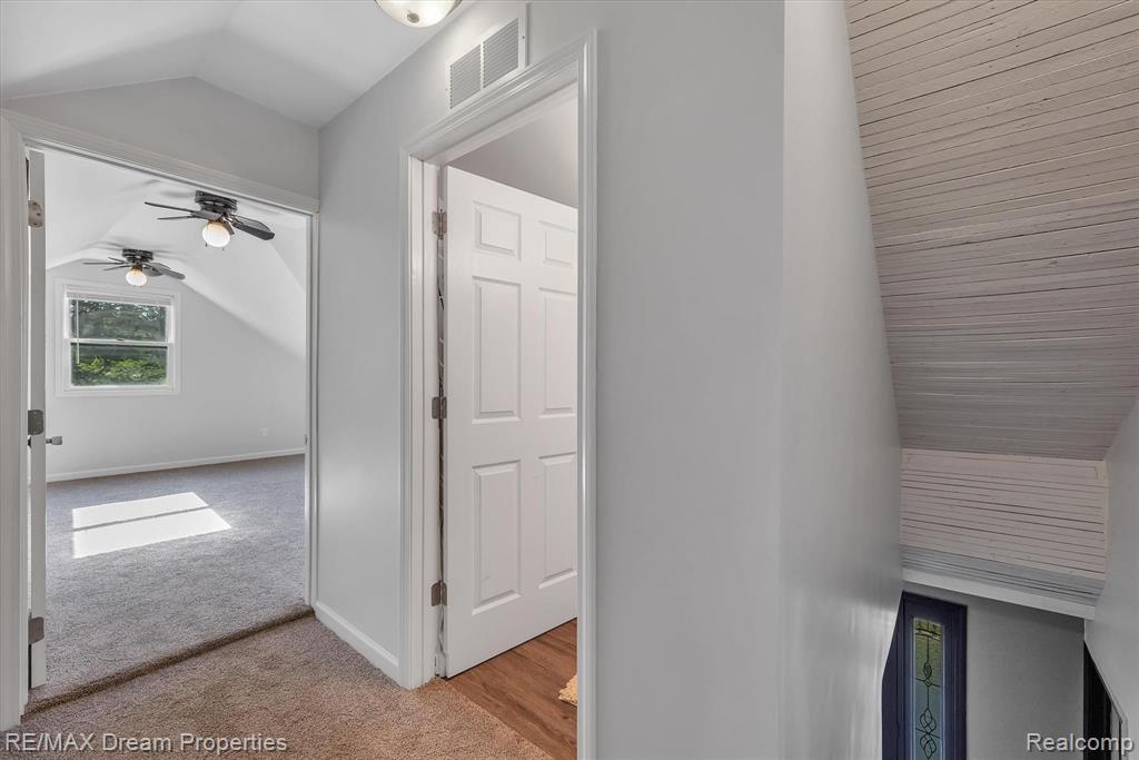 51365 Wear Road Belleville, MI 48111 - Photo 28 of 33