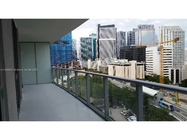 a picture of city view