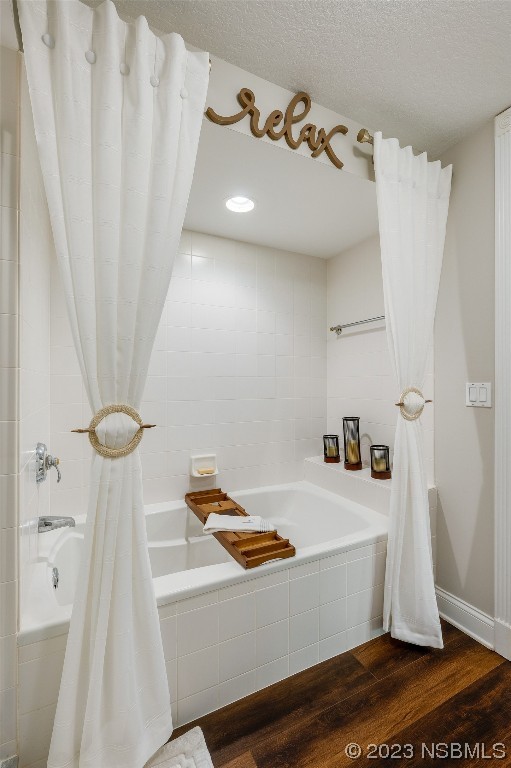 4620 Riverwalk Village Court, Unit 7206 Ponce Inlet, FL 32127 - Photo 16 of 48 a bathroom with a sink and a tub