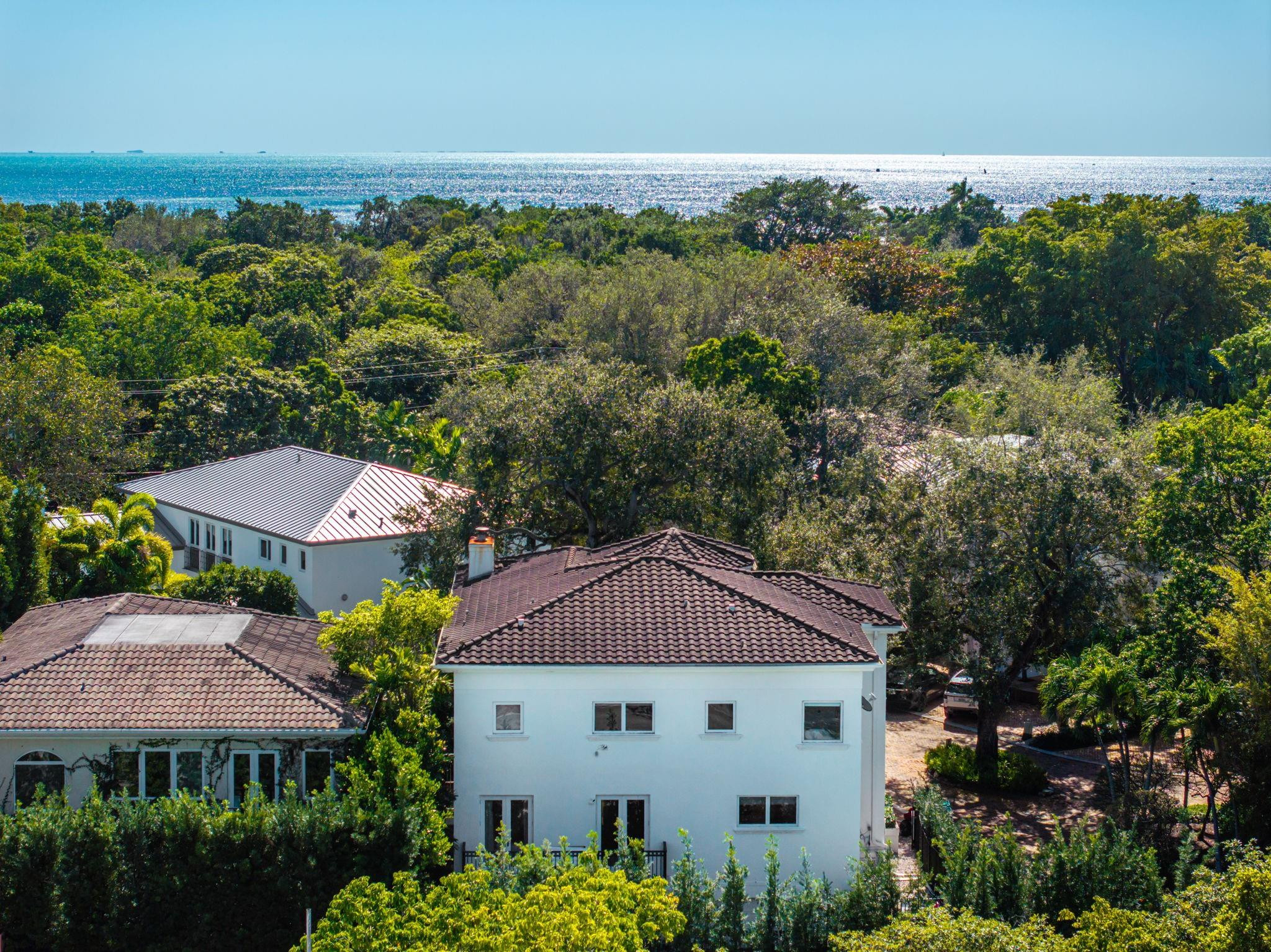 2765 Brickell Court Miami, FL 33133 - Photo 54 of 59 Photo 54