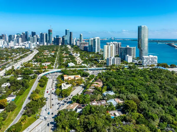 $5,995,000 | 2765 Brickell Court, Miami, FL 33133