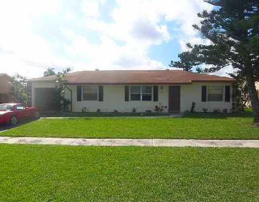 9683 Richmond Circle Boca Raton, FL 33434 - Photo 1 of 10 Primary Photo