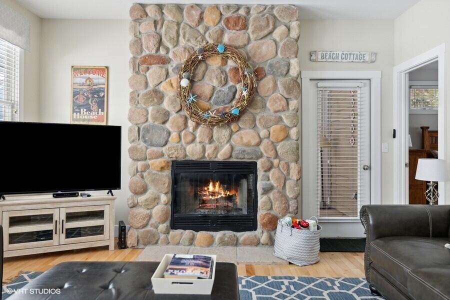 7 Pond Path, Unit 7 New Buffalo, MI 49117 - Photo 9 of 26 3bbdfc8c-20eb-4a2b-b28d-9e971c8873a2