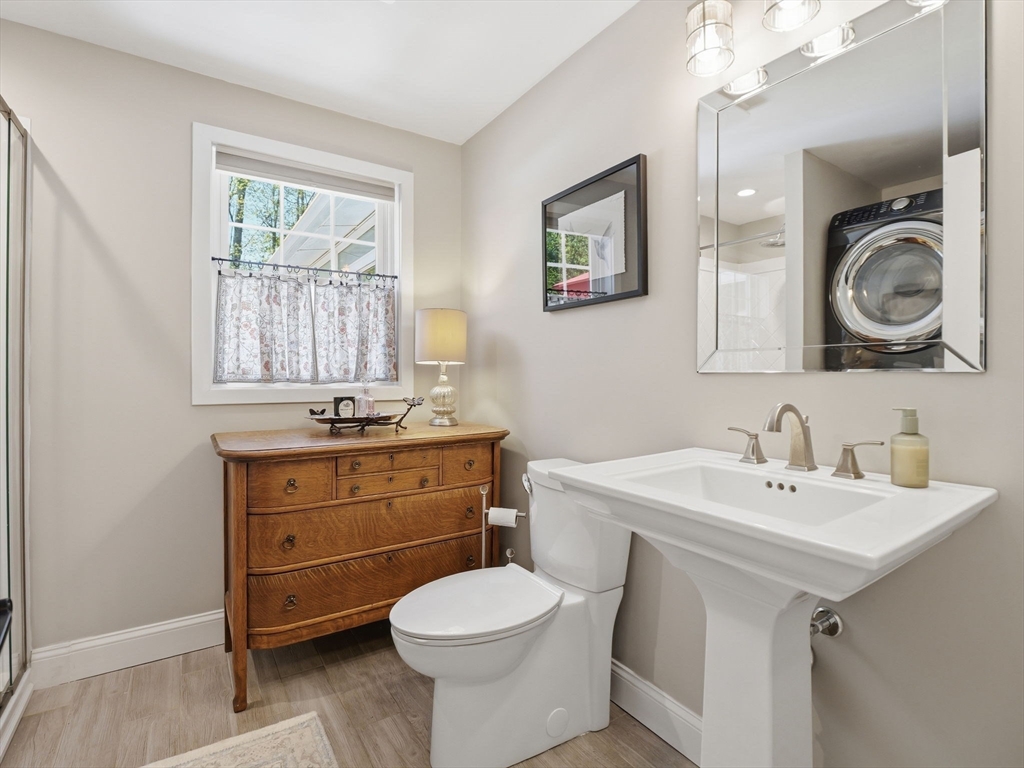 14 Walnut Road Chelmsford, MA 01824 - Photo 17 of 41
