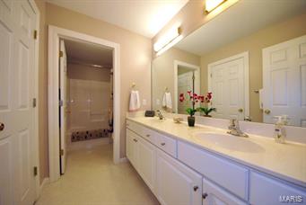 805 North Spoede Road St. Louis, MO 63141 - Photo 33 of 62 Gallery Image 33