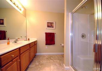 805 North Spoede Road St. Louis, MO 63141 - Photo 40 of 62 Gallery Image 40