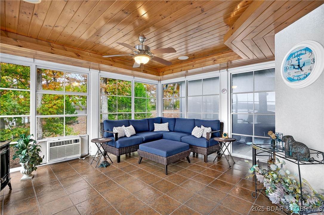 331 Hollow Oak Road Sunrise Beach, MO 65079 - Photo 20 of 67 Sunroom