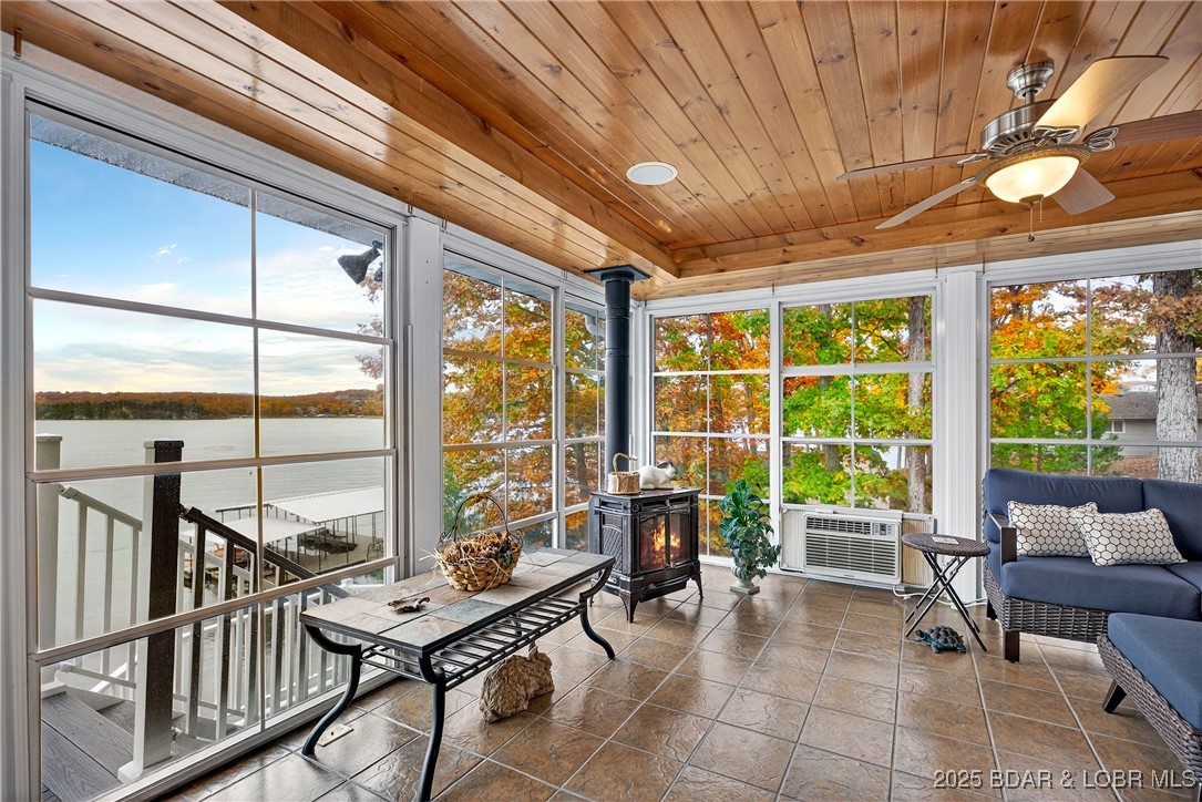 331 Hollow Oak Road Sunrise Beach, MO 65079 - Photo 4 of 67 Relax All Year Round