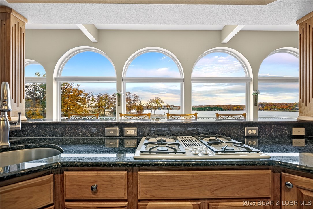 331 Hollow Oak Road Sunrise Beach, MO 65079 - Photo 5 of 67 Stunning interior to VIEW