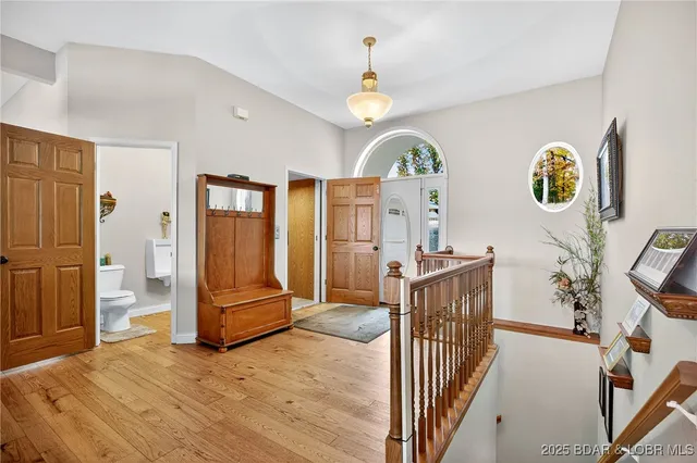 $1,250,000 | 331 Hollow Oak Road, Sunrise Beach, MO 65079