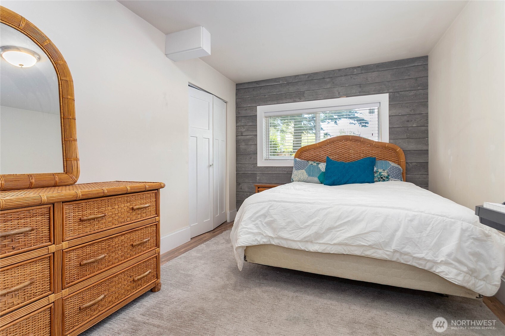 997 West Larson Road Bellingham, WA 98226 - Photo 33 of 38