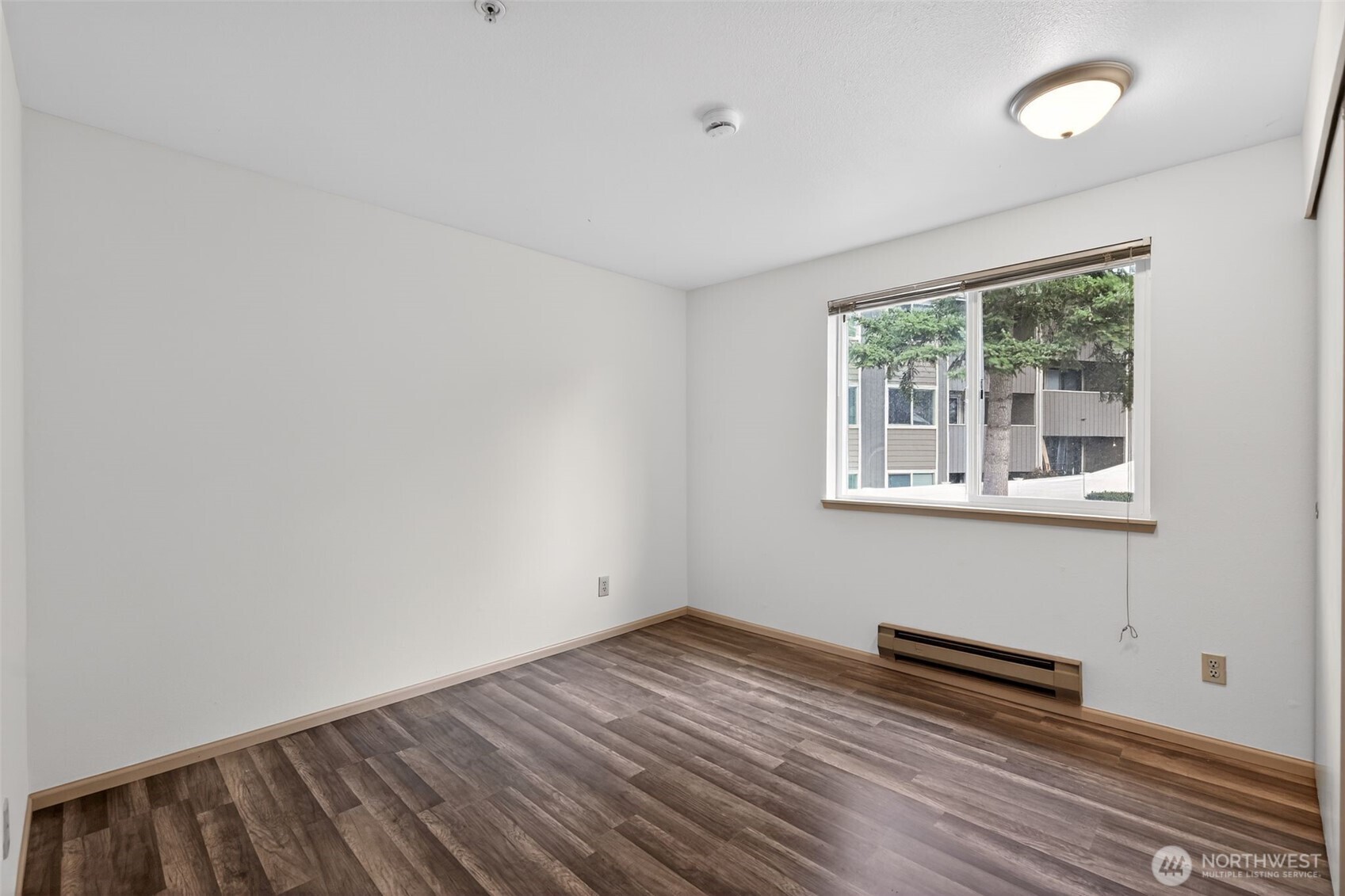 901 Sunset Boulevard Northeast, Unit D215 Renton, WA 98056 - Photo 20 of 31