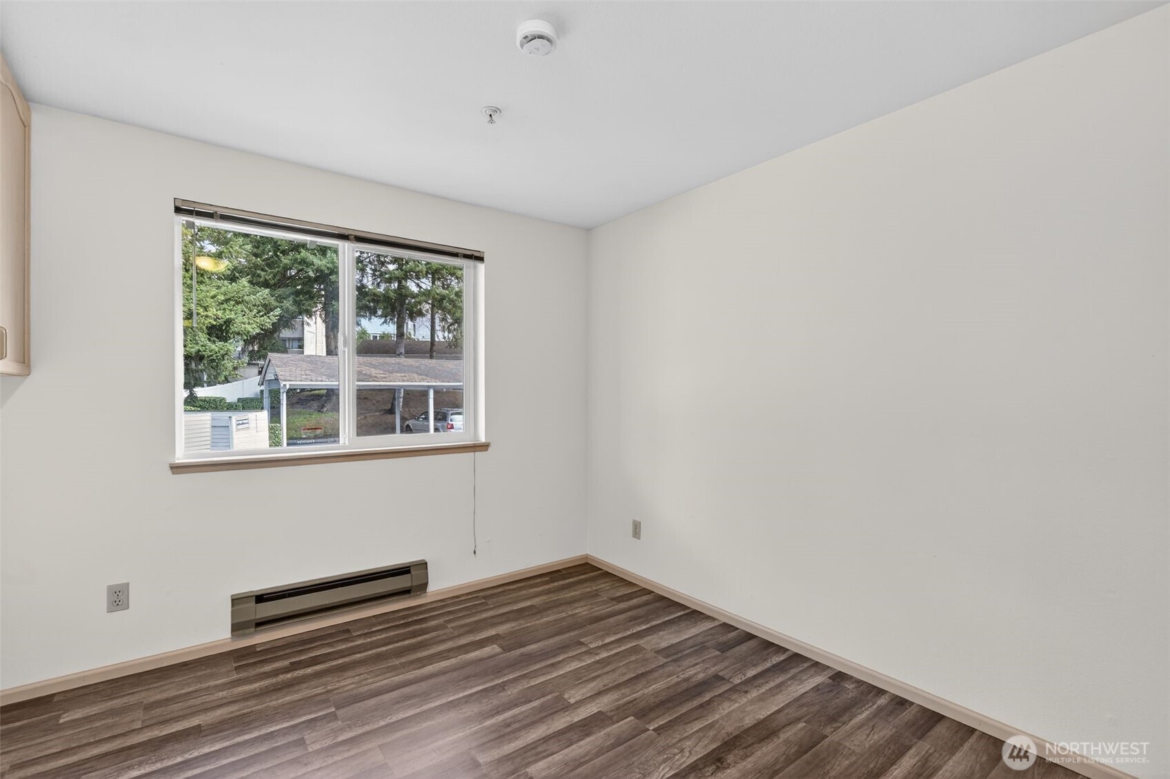 901 Sunset Boulevard Northeast, Unit D215 Renton, WA 98056 - Photo 22 of 31