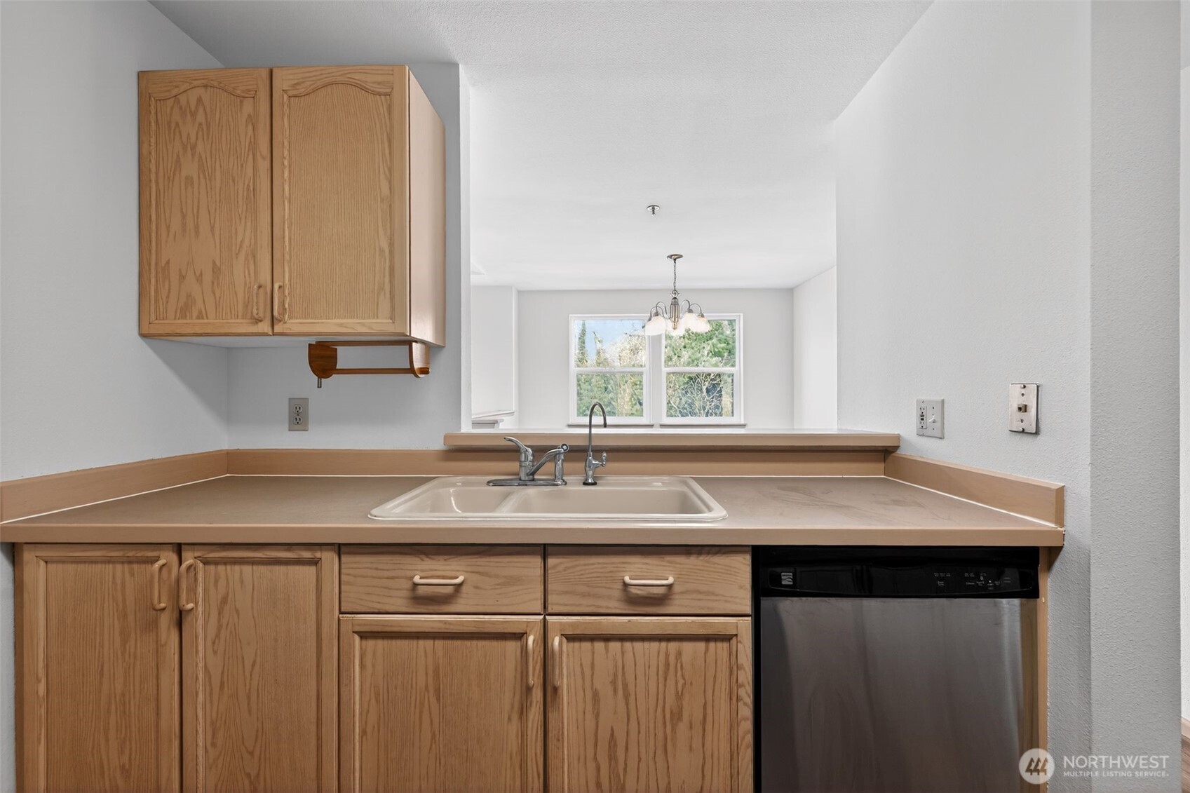 901 Sunset Boulevard Northeast, Unit D215 Renton, WA 98056 - Photo 8 of 31