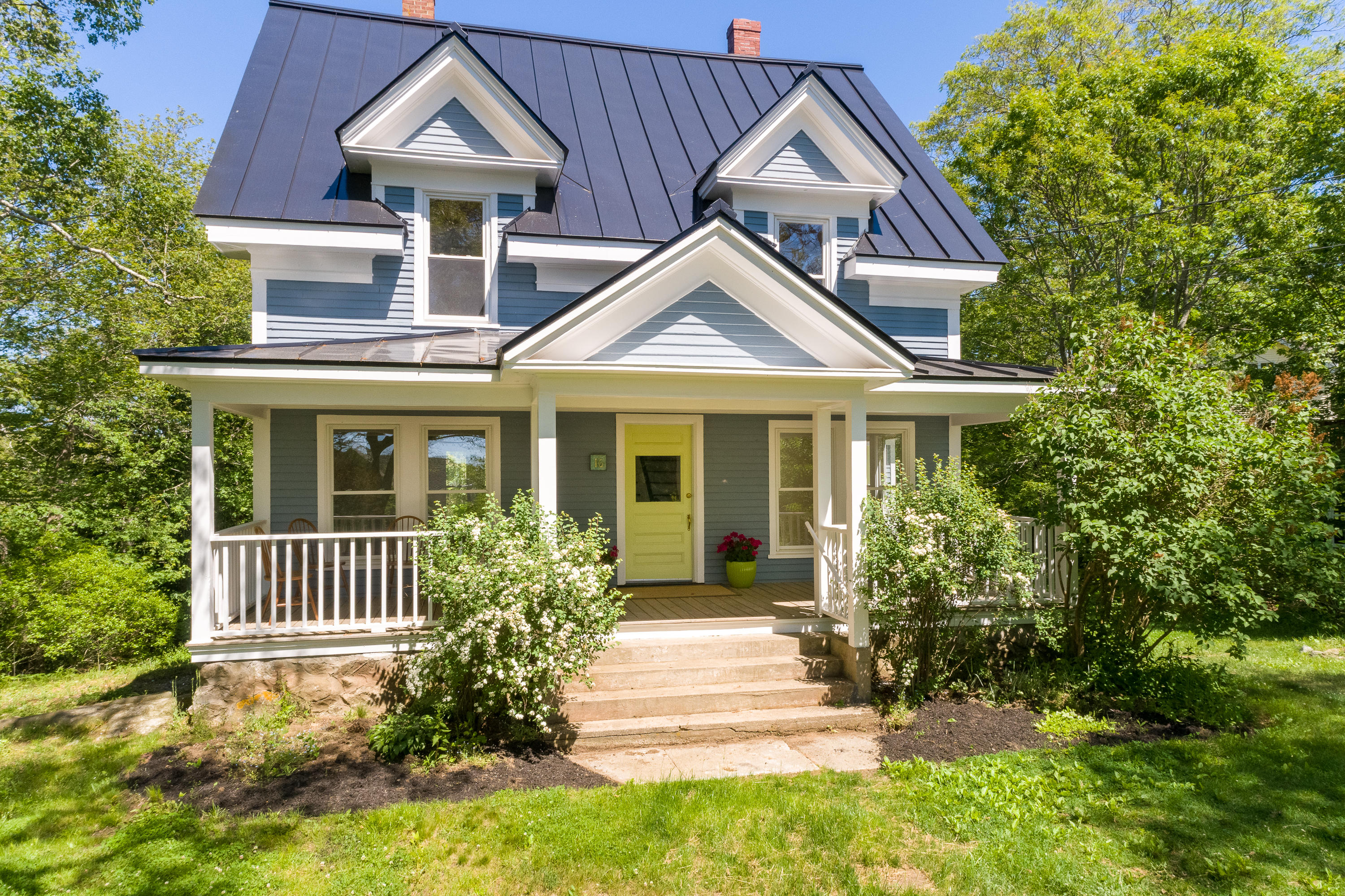 16 Middle Road South Bristol, ME 04568 - Photo 4 of 42 Front of House 4