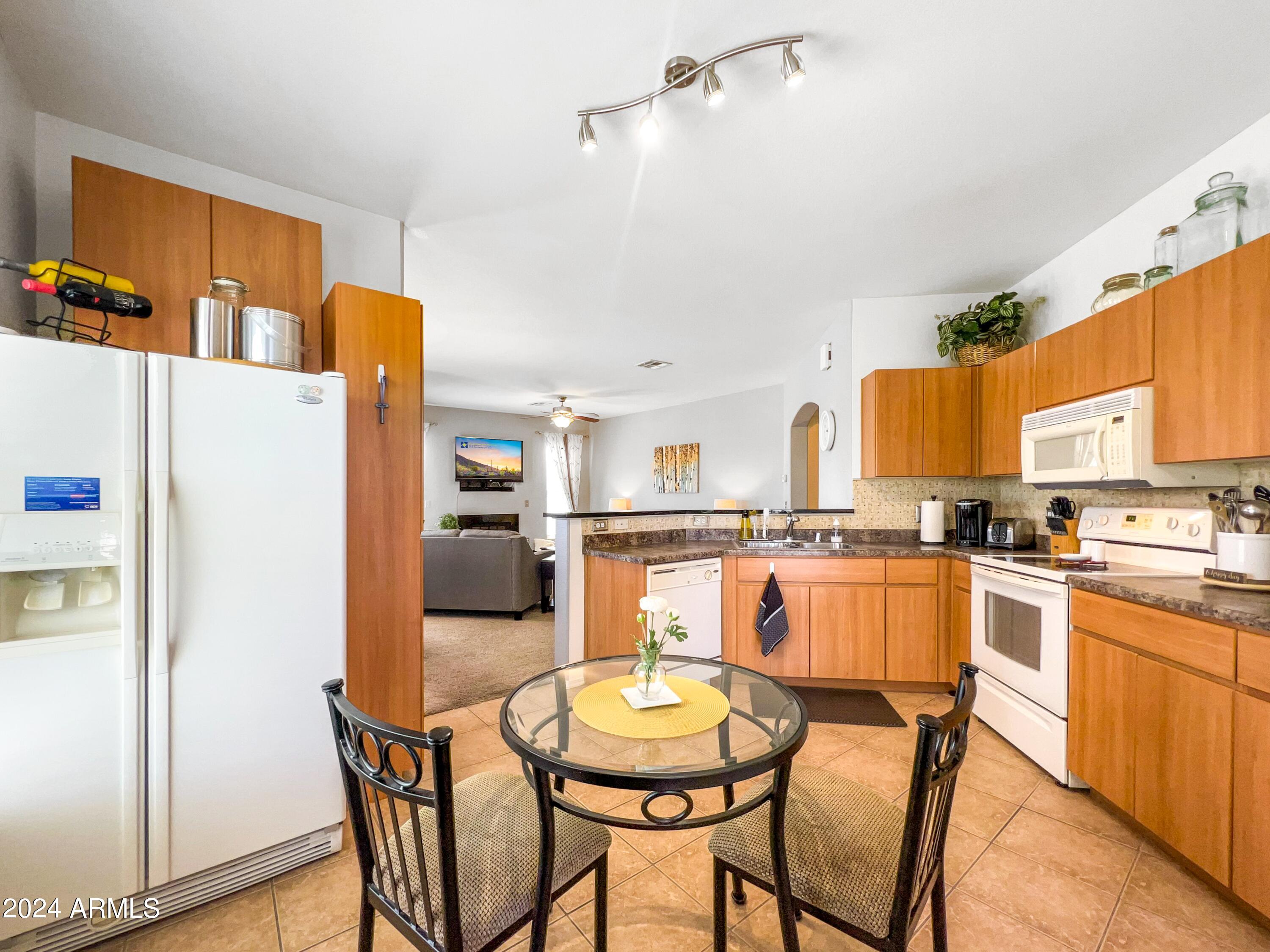 14250 West Wigwam Boulevard, Unit 2721 Litchfield Park, AZ 85340 - Photo 9 of 47 9f868f75-6dc1-409b-8b22-42e25cf268dc-Edi