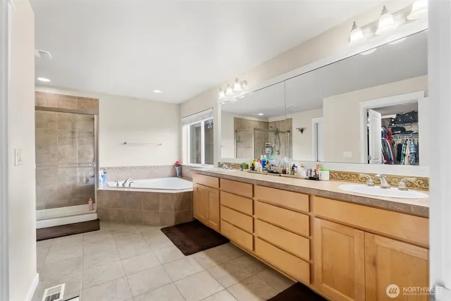 $1,699,999 | 4426 216th Place Southeast, Bothell, WA 98021