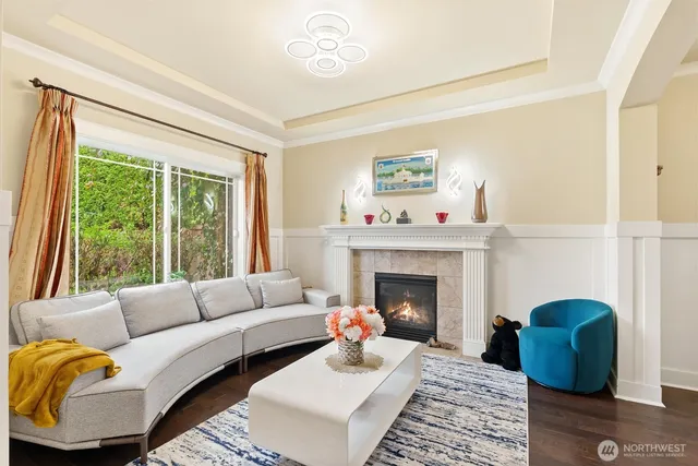 $1,699,999 | 4426 216th Place Southeast, Bothell, WA 98021