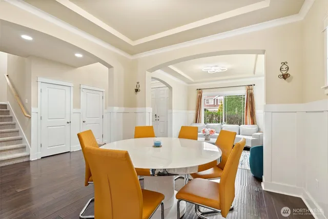 $1,699,999 | 4426 216th Place Southeast, Bothell, WA 98021