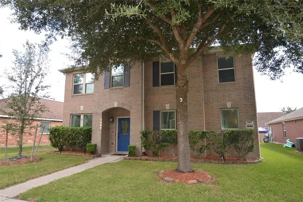 $2,700 | 1996 Leisure Lane, League City, TX 77573