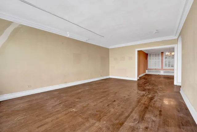 $374,000 | 3300 North Lake Shore Drive, Unit 13C, Chicago, IL 60657