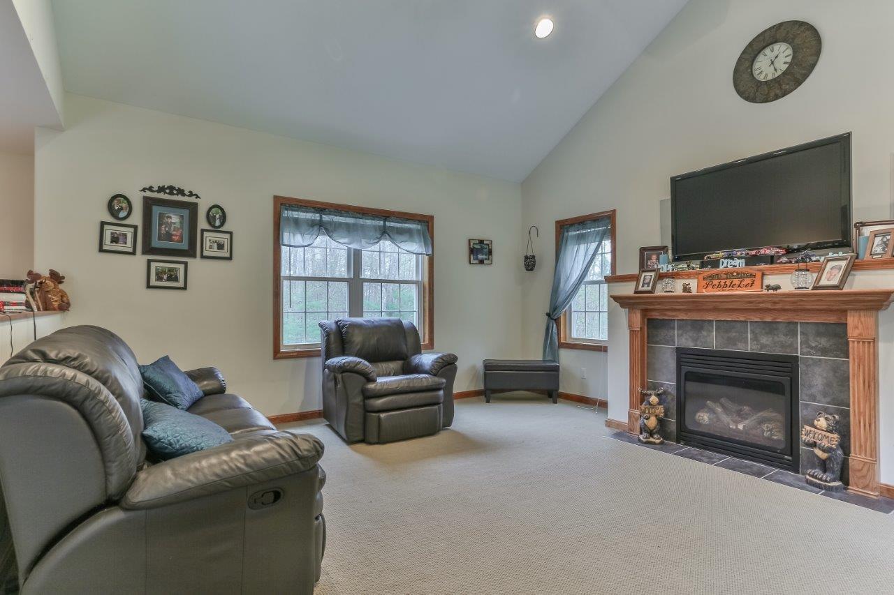 373 Lovejoy Road Loudon, NH 03307 - Photo 13 of 24