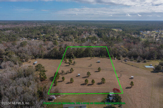 1895 Bennett Road St. Augustine, FL 32092 - Photo 6 of 17 a view of a city