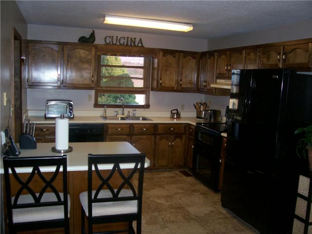 19611 Holt Road Athens, AL 35613 - Photo 8 of 15