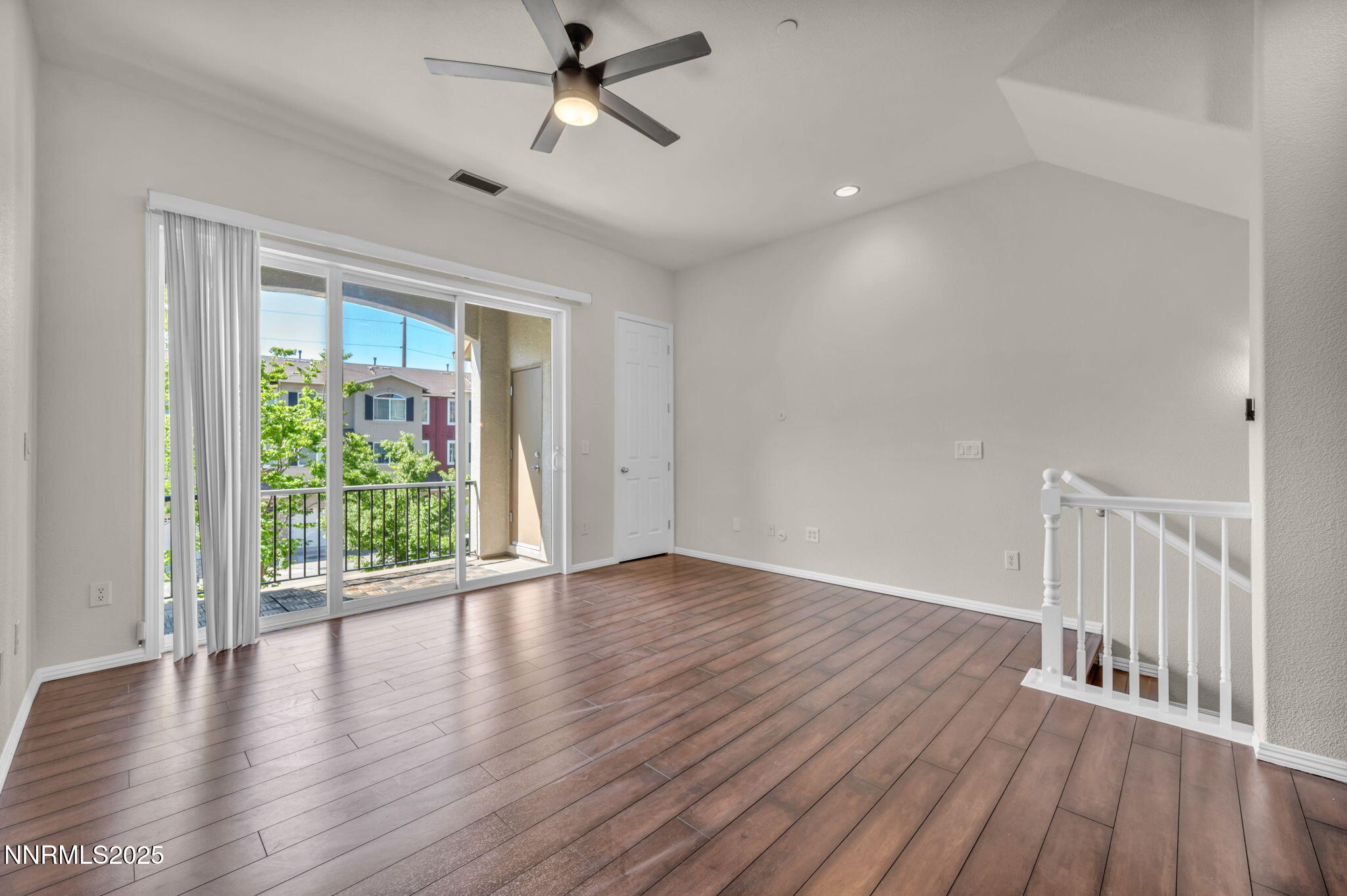 3074 Sterling Ridge Circle Sparks, NV 89431 - Photo 7 of 33 38-web-or-mls-3074-sterling-ridge-cir