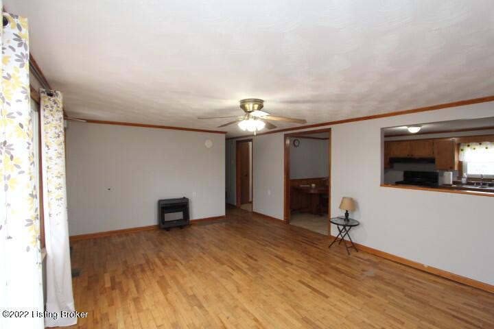 1694 Ballard Road Lawrenceburg, KY 40342 - Photo 6 of 18 IMG_2867 (Small)