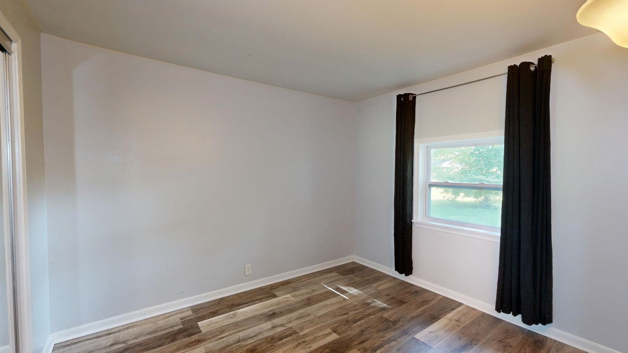 10522 Duffield Road Montrose, MI 48457 - Photo 31 of 65 50120643-30.JPG