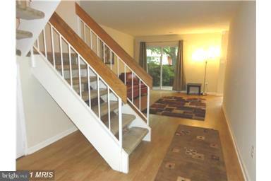 2388 Southgate Square Reston, VA 20191 - Photo 8 of 14 Living Room & Stairway