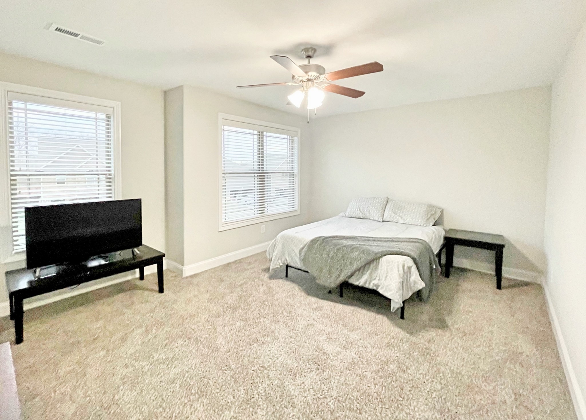 1004 Barnhill Road Clarksville, TN 37043 - Photo 24 of 32 Gallery Image 24