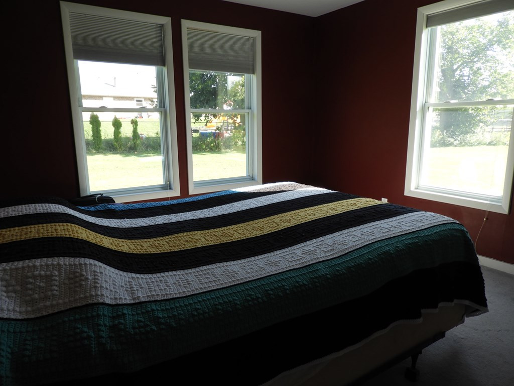 1209 Cumberland Head Road Plattsburgh, NY 12901 - Photo 13 of 29 Gallery Image 13