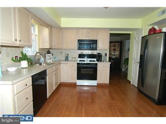 3525 Regency Drive Sinking Spring, PA 19608 - Photo 4 of 12