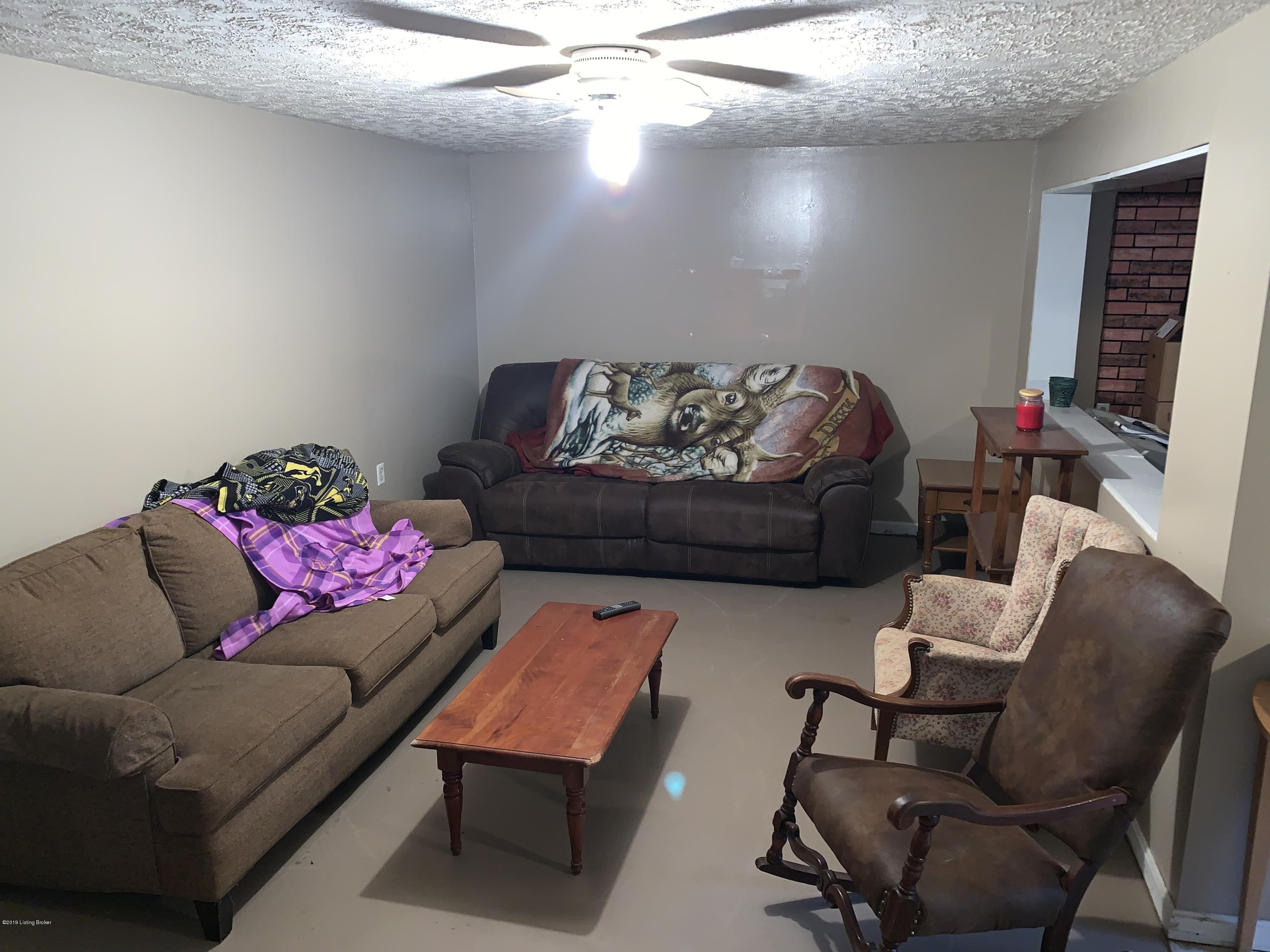 701 Gray Road Elizabethtown, KY 42701 - Photo 22 of 38 IMG_0393