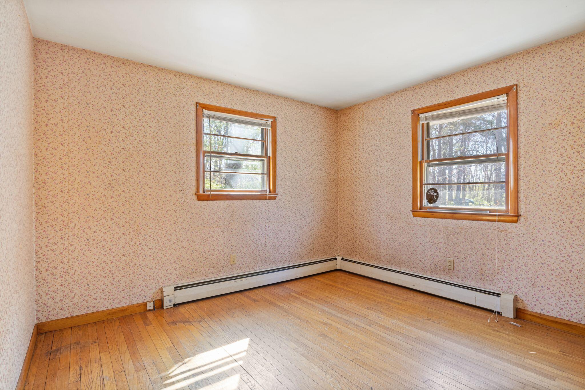 926 Meetinghouse Road Wells, ME 04090 - Photo 10 of 23 Bedroom2