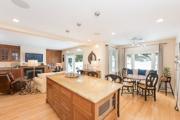 19 Woodholm Road Manchester, MA 01944 - Photo 5 of 26 Gallery Image 5