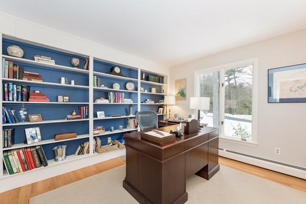 19 Woodholm Road Manchester, MA 01944 - Photo 9 of 26 Gallery Image 9