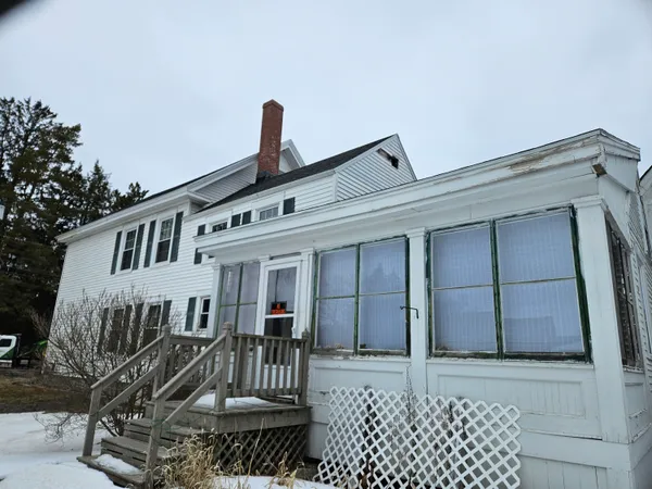 $299,100 | 302 Stillwater Avenue, Old Town, ME 04468