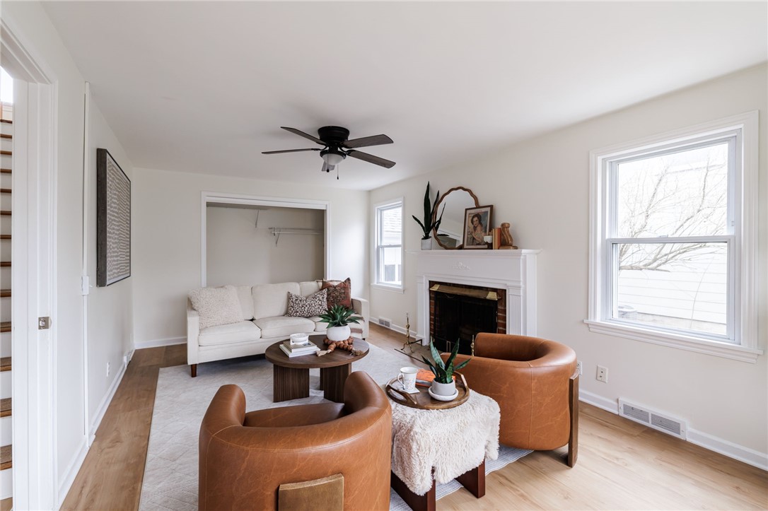 190 Lattimore Road Rochester, NY 14620 - Photo 4 of 32