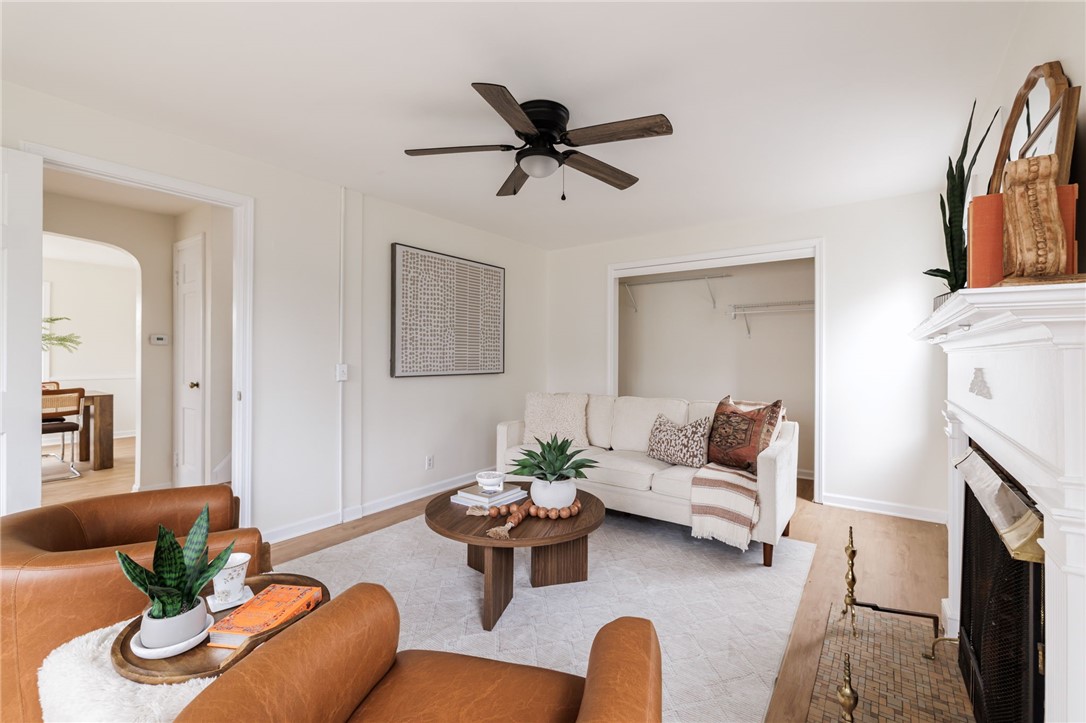 190 Lattimore Road Rochester, NY 14620 - Photo 5 of 32