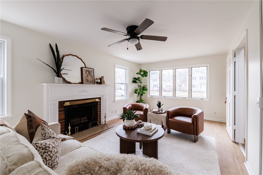 190 Lattimore Road Rochester, NY 14620 - Photo 9 of 32