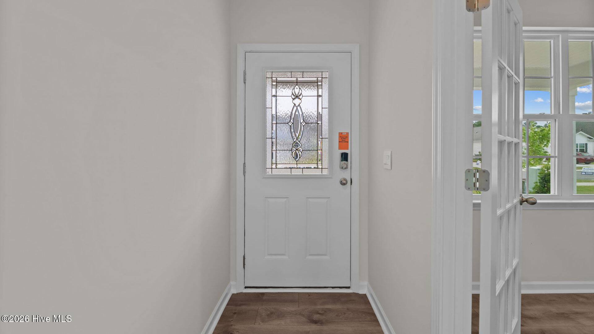 1011 Minnette Circle New Bern, NC 28562 - Photo 1 of 31 132-web-or-mls-DSC_6462