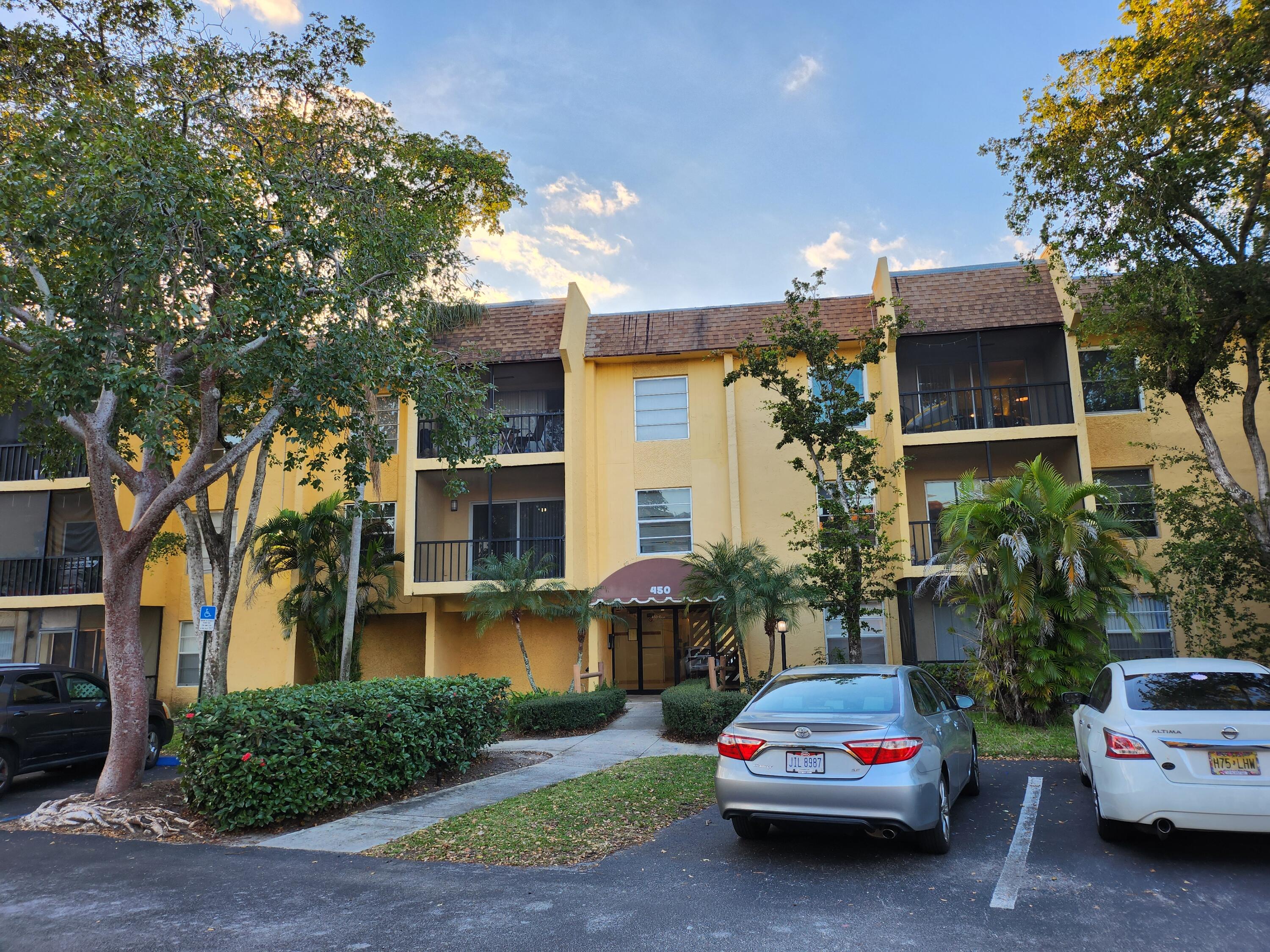 450 Northwest 20th Street, Unit 3040 Boca Raton, FL 33431 - Photo 3 of 34 Front Building 2