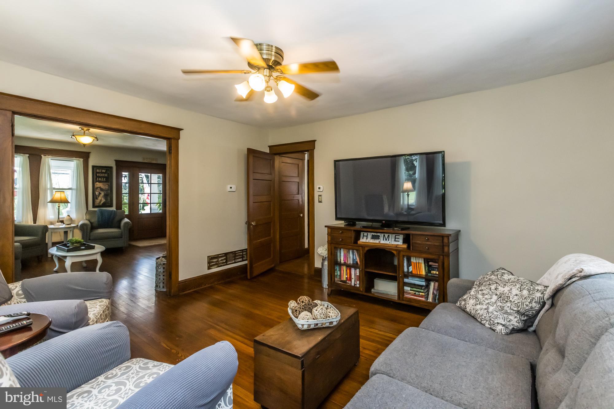 2665 West Chester Road Downingtown, PA 19335 - Photo 26 of 61 Family Room