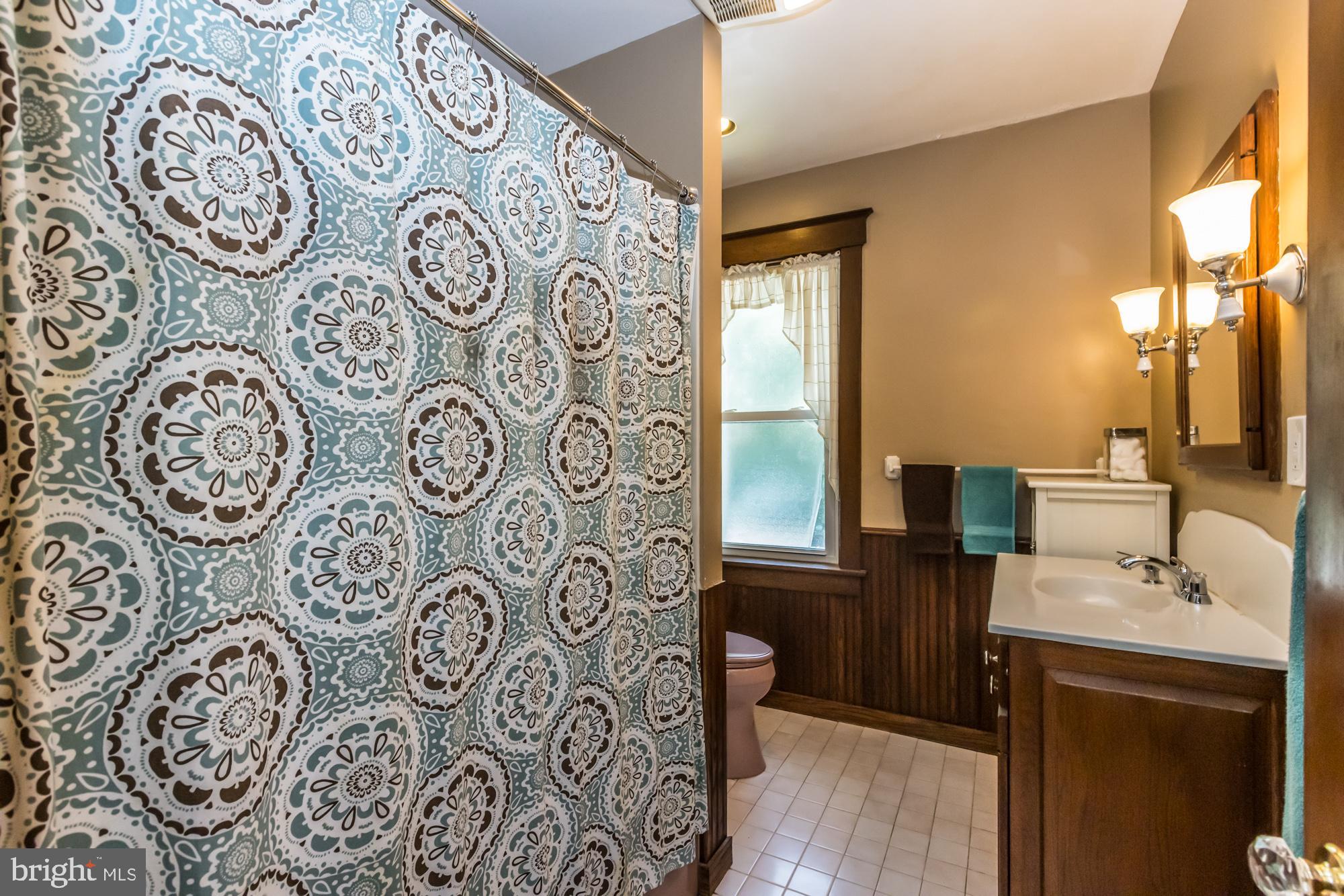 2665 West Chester Road Downingtown, PA 19335 - Photo 36 of 61 Hall Bath