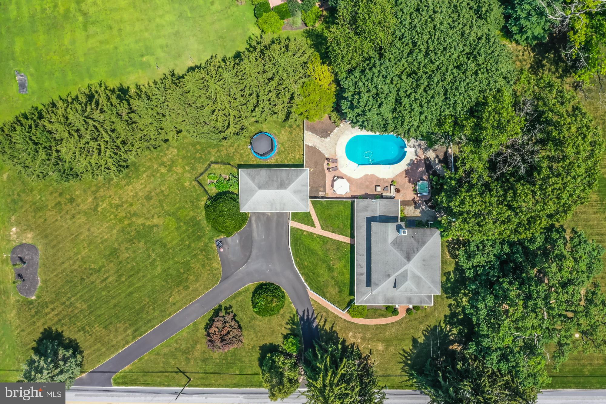 2665 West Chester Road Downingtown, PA 19335 - Photo 9 of 61 Gallery Image 9
