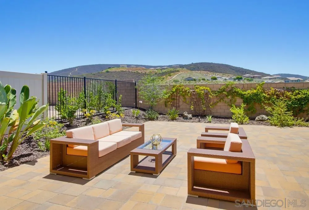 1013 Crestline Road San Marcos, CA 92069 - Photo 50 of 58