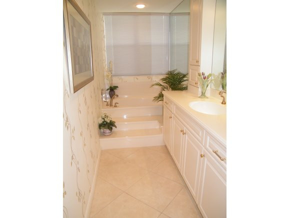 St, Unit 6 Naples, FL 34108 - Photo 12 of 14 Photo 12